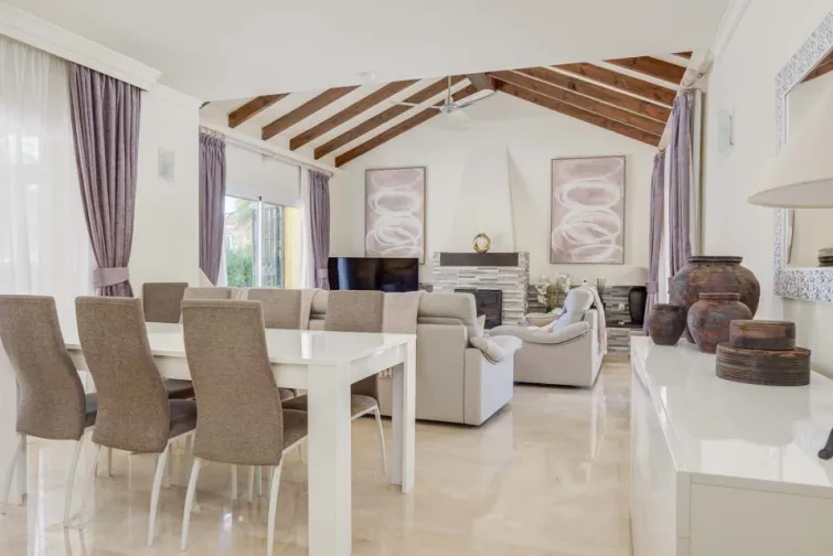 Dining Room-0