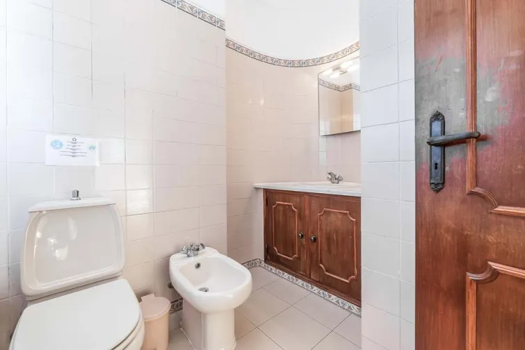 Guest WC-0