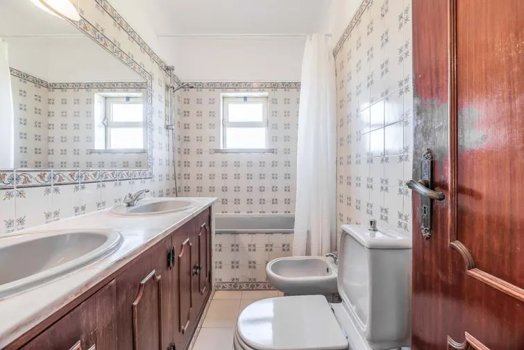 Bathroom-0