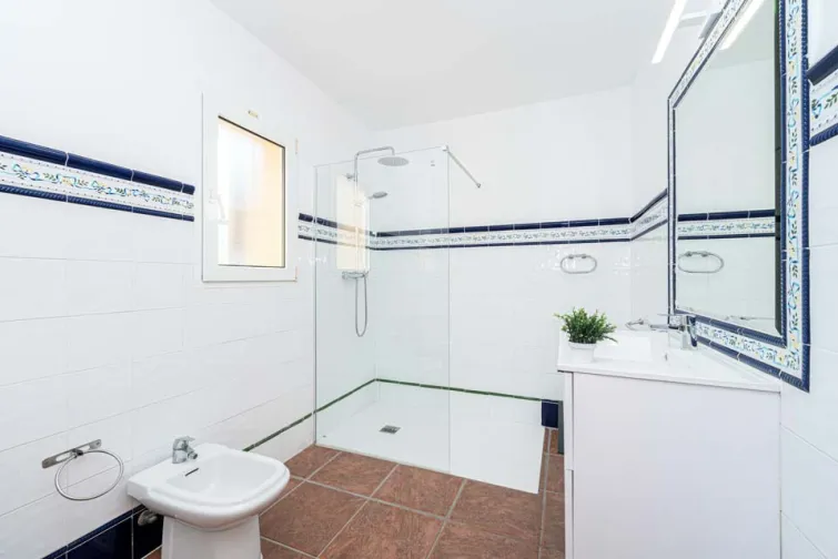 Shower Room-0