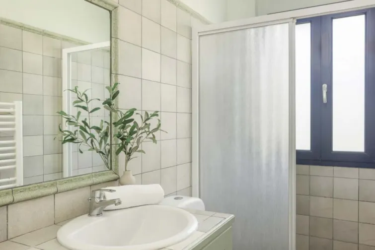 Shower Room-0