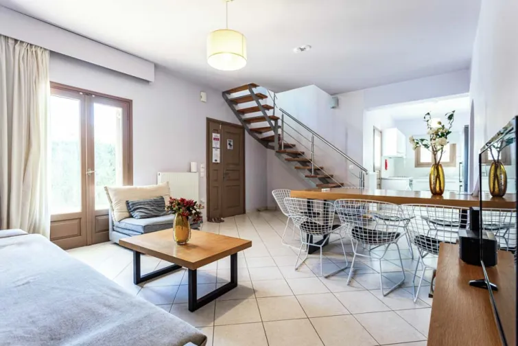 Dining Room-0