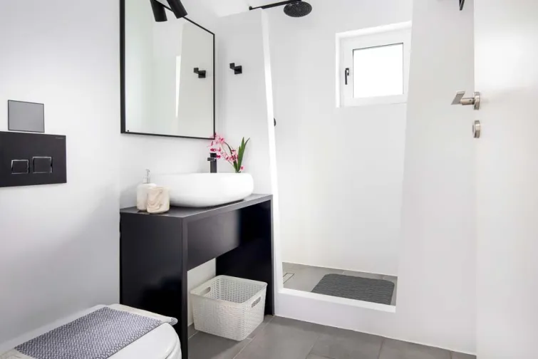 Shower Room-0