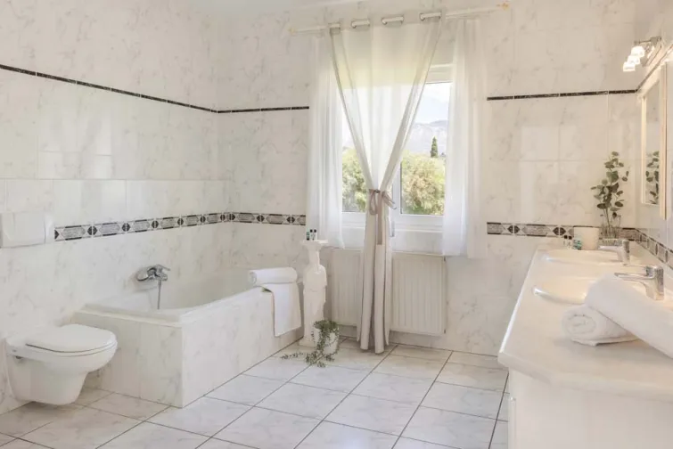 Bathroom-0