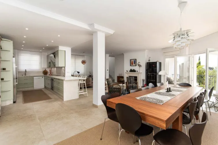 Dining Room-0