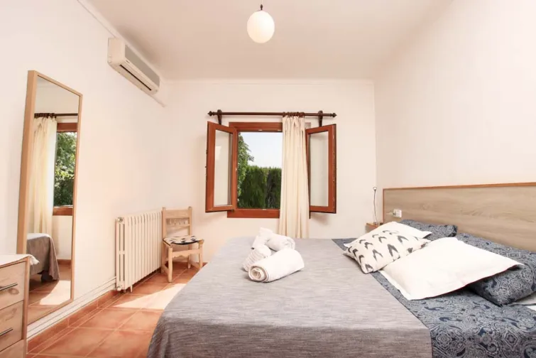 Bedroom-0