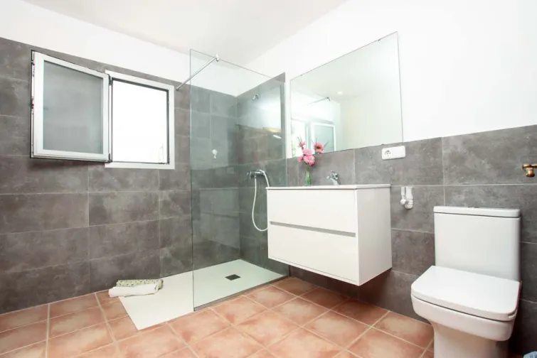 Shower Room-0