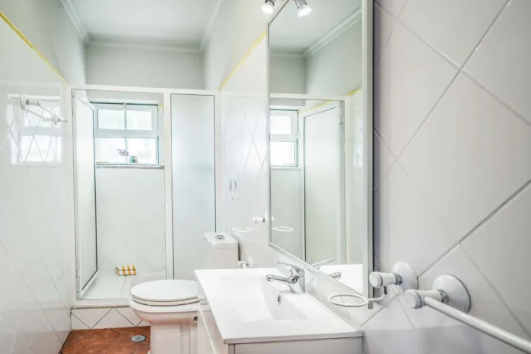 Shower Room-0