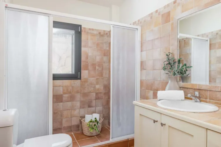 Shower Room-0