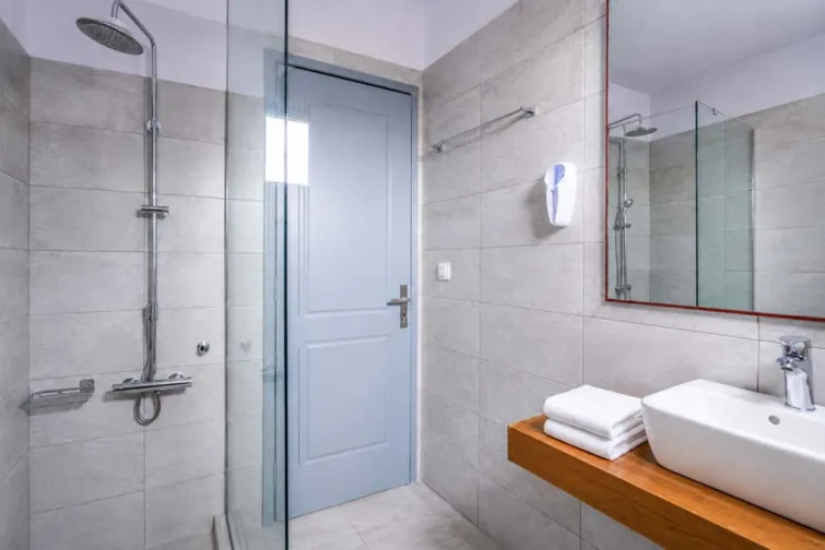 Shower Room-0