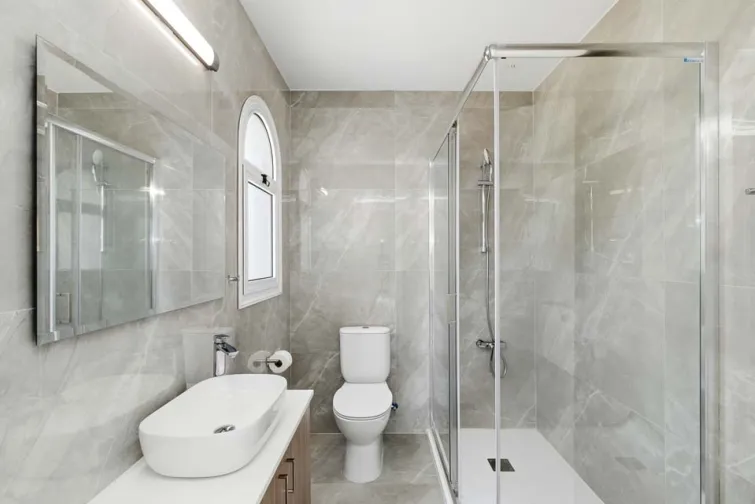 Shower Room-0