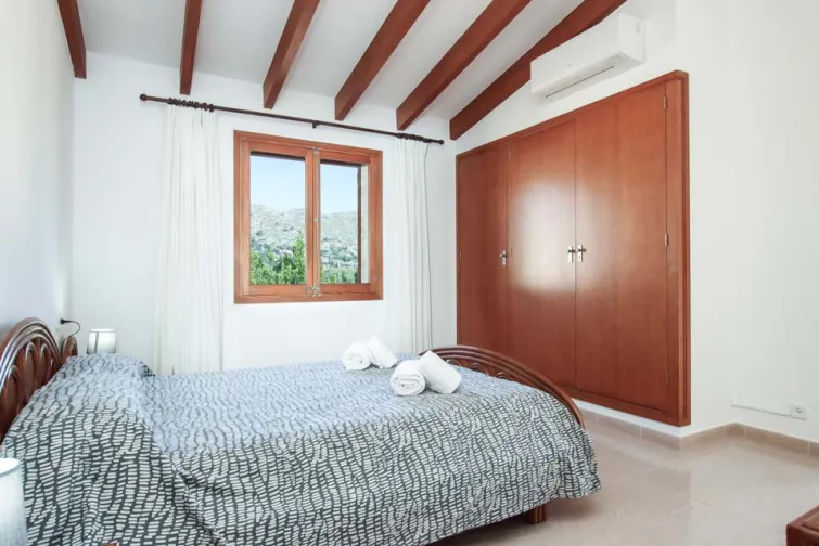 Bedroom-0