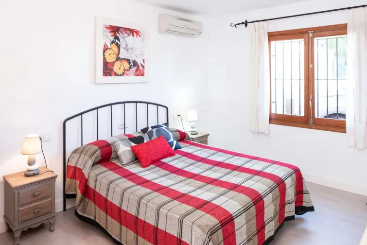 Bedroom-0