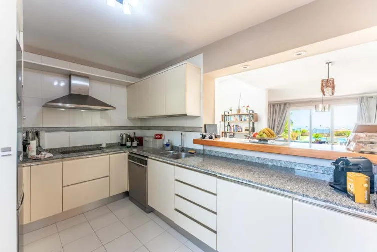 Kitchen-0
