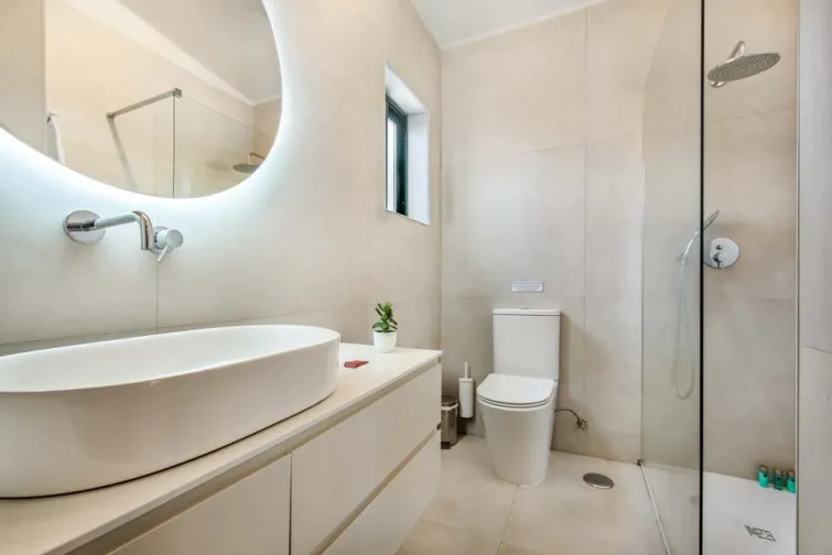 Shower Room-0