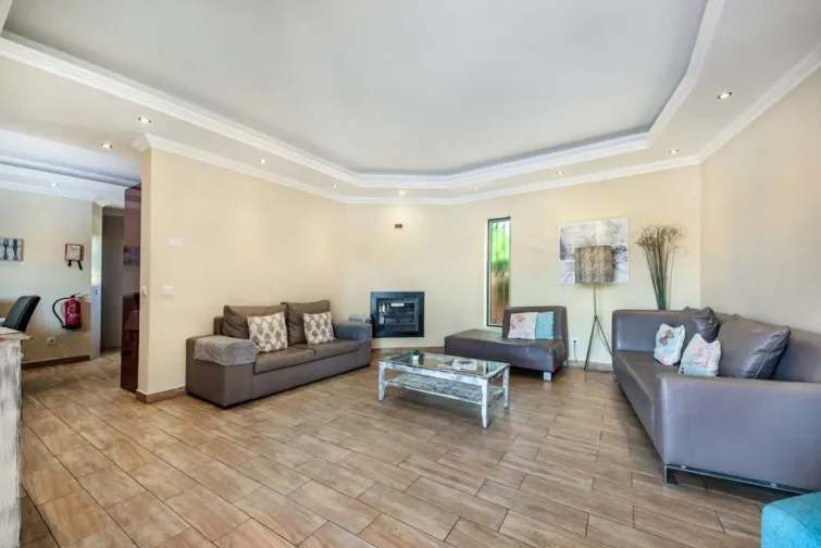 Lounge-0