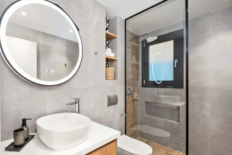 Shower Room-0