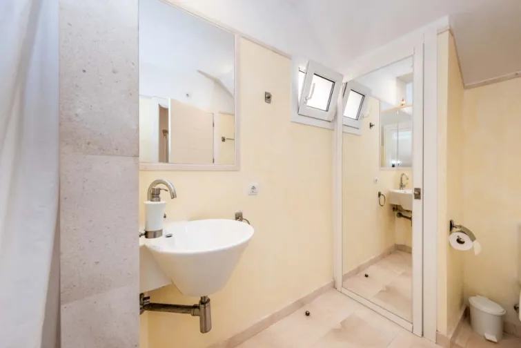 Shower Room-0
