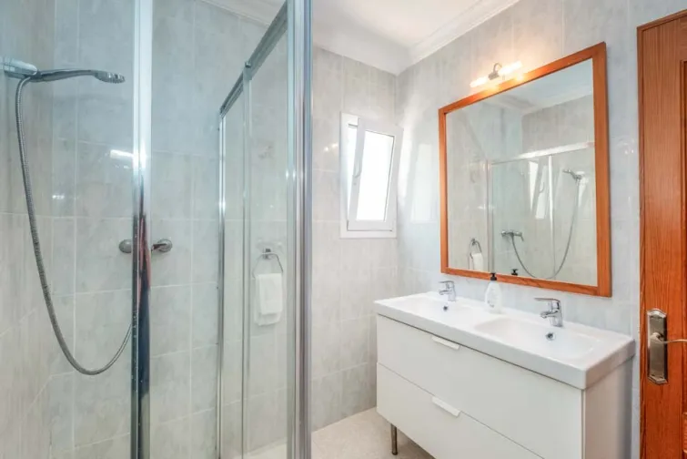 Shower Room-0