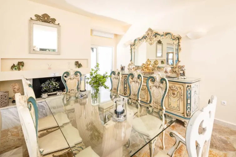Dining Room-0