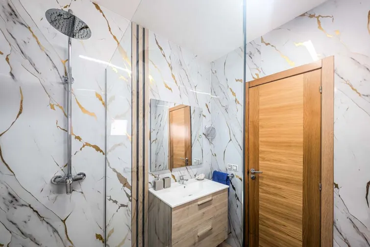 Shower Room-0