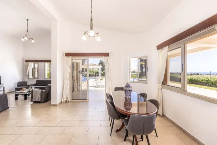Dining Room-0