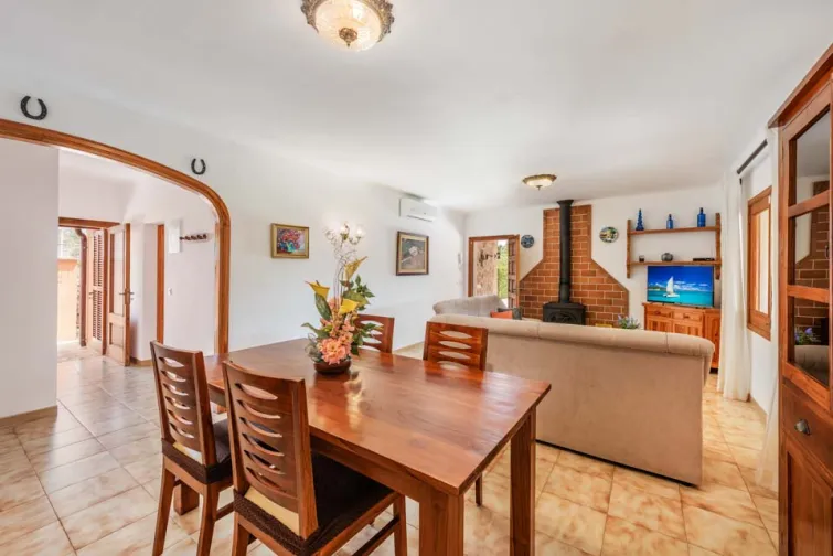 Dining Room-0