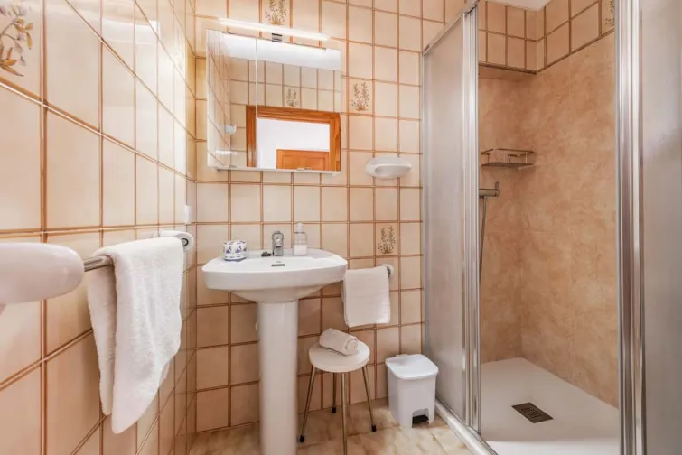Shower Room-0