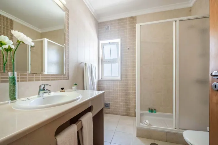 Shower Room-0