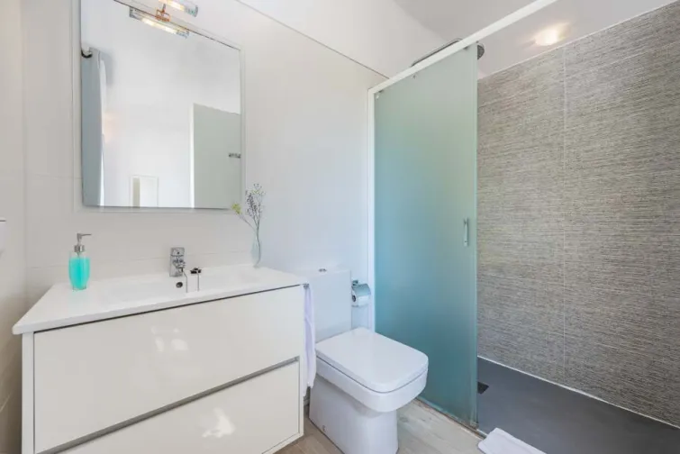 Shower Room-0