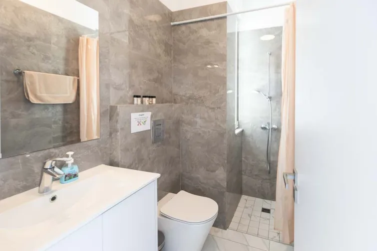 Shower Room-0