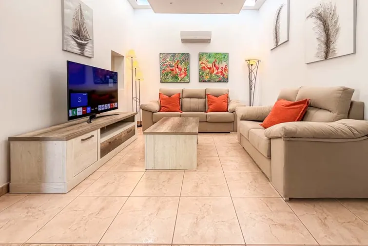 Lounge-0