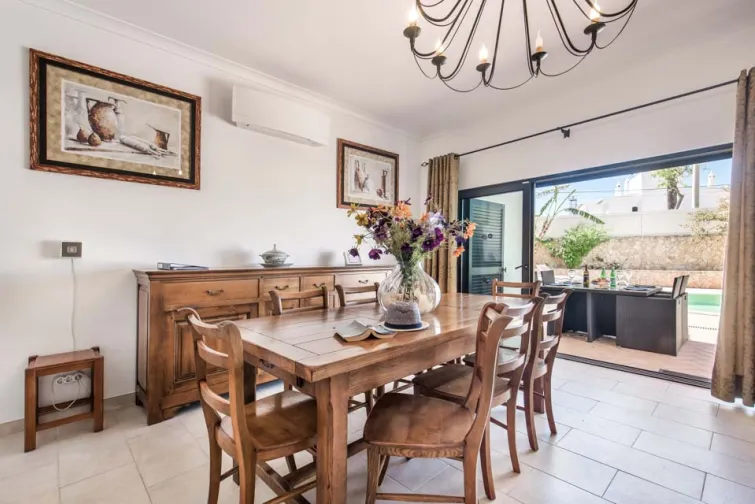 Dining Room-0