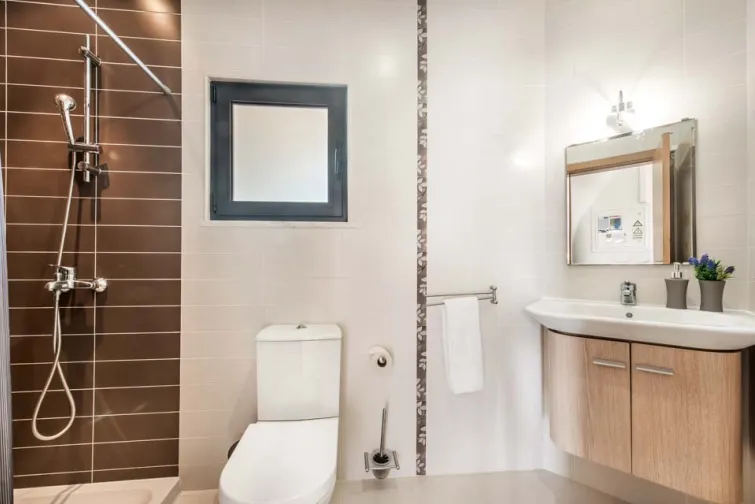 Shower Room-0