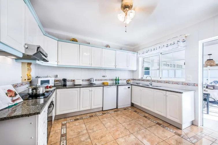 Kitchen-0