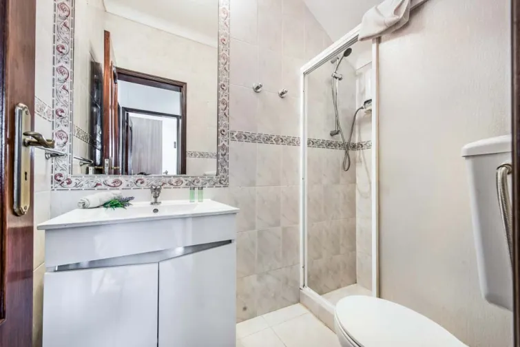 Shower Room-0