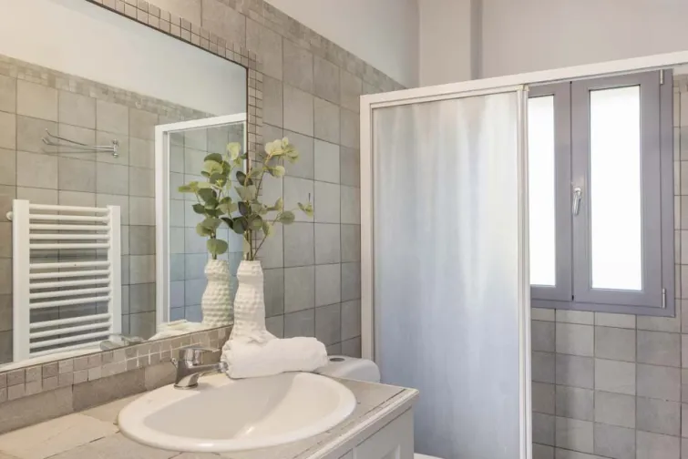 Shower Room-0