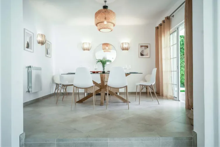 Dining Room-0