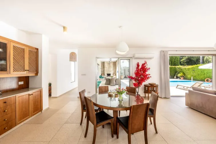 Dining Room-0