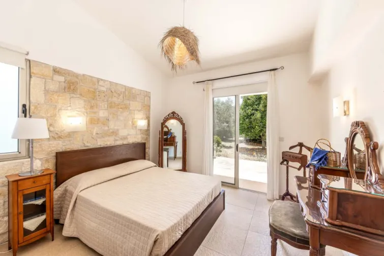 Bedroom-0