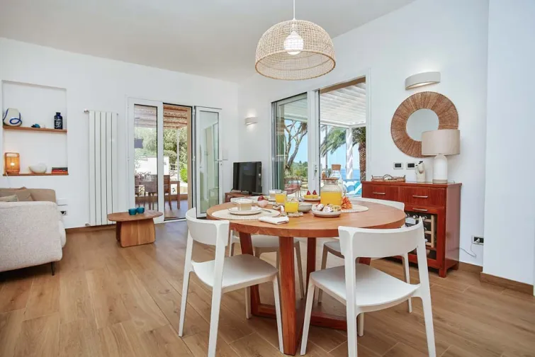 Dining Room-0