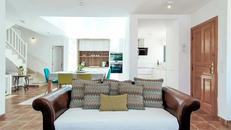 Gallery Slide 9