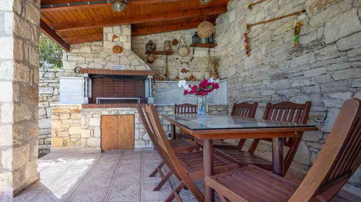 Gallery Slide 6