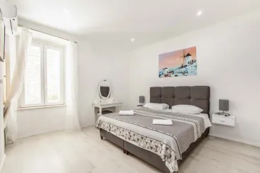 Ground Floor - Bedroom 4