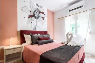 Ground Floor - Bedroom 1