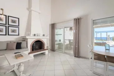 Lounge-1
