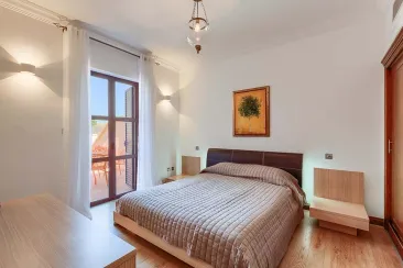 Ground Floor - Bedroom 1