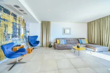 Lounge-1