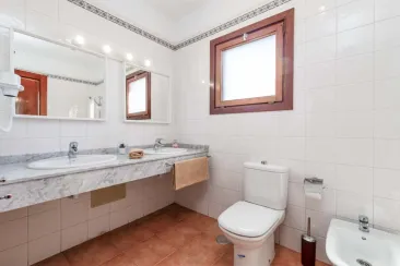 Shower Room-1