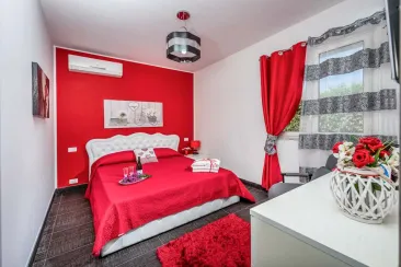 Ground Floor - Bedroom 2